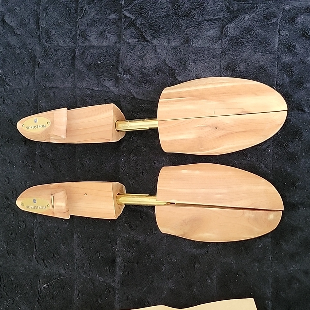 NORDSTROM Cedar wood Shoe Trees  sz XL